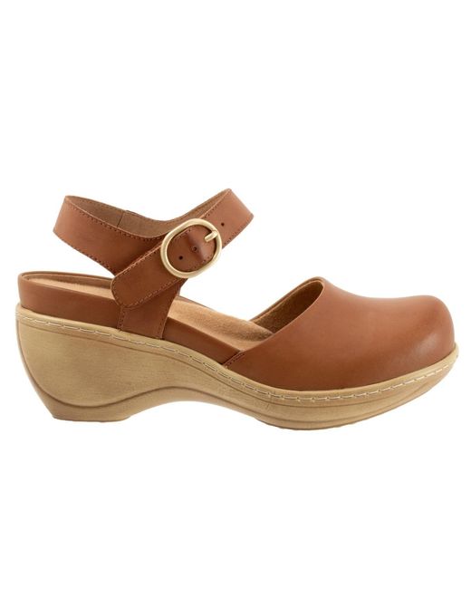 Softwalk® Brown Mabelle Clog