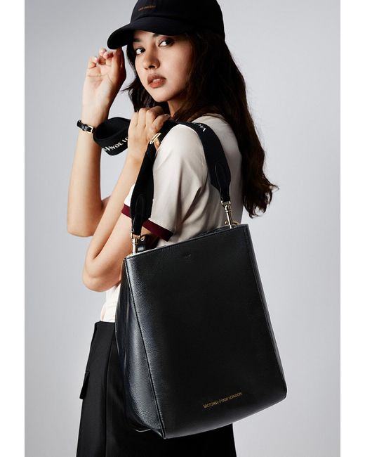 Victoria Hyde London Black Webbing Strap Large Tote Satchel Victoria Hyde Romai