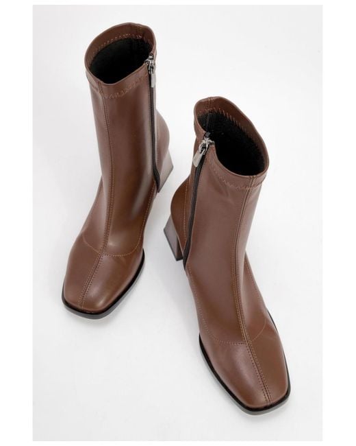 Prologue Shoes Brown Plesa Chunky Heel Boot ()