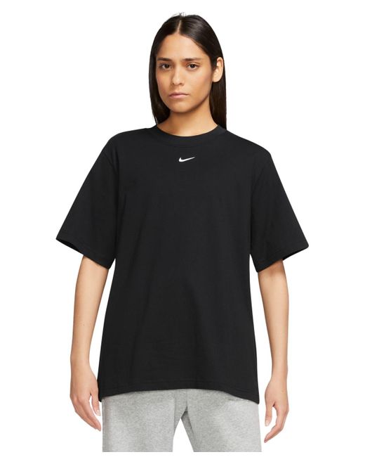 Nike Black Sportswear T-shirt