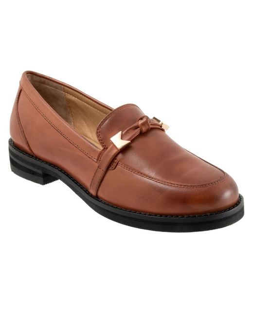 Trotters Brown Femi Flat