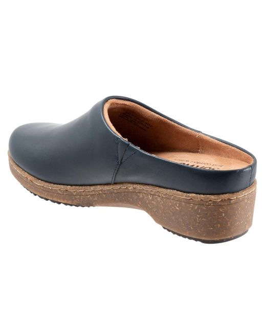 Softwalk® Blue Arvada Clog
