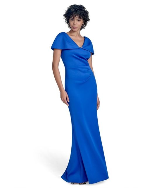 Jessica Howard Women's Blue V-neck Cape-sleeve Gown