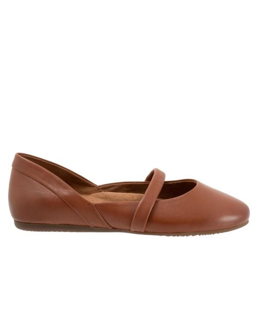 Softwalk® Brown Samara Flat