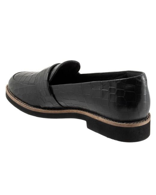 Softwalk® Black Walsh Flat