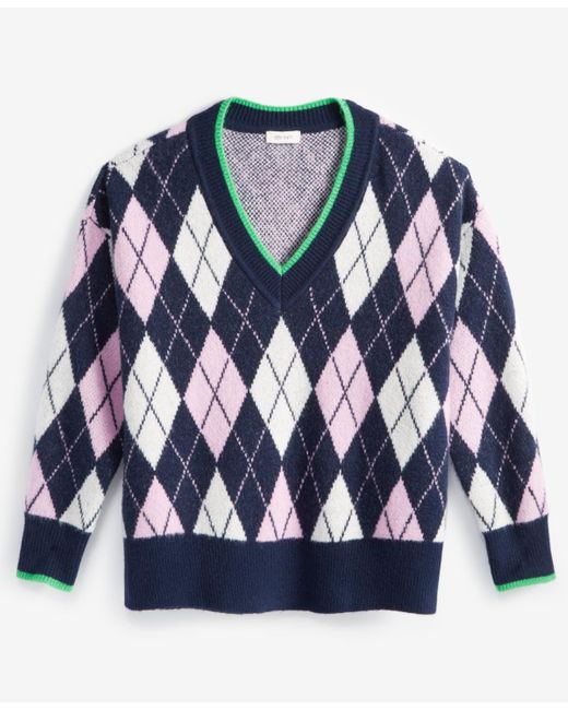On 34th Blue Argyle V-neck Drop-shoulder Sweater