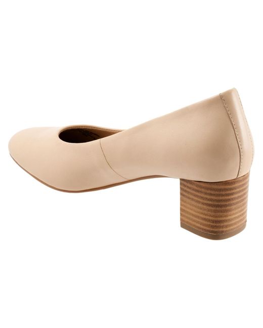 Trotters Natural Daria Pumps
