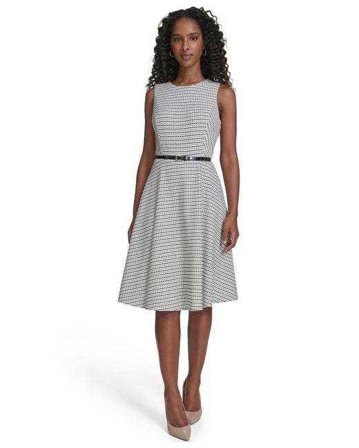 a line wedding guest dress with sleeves Fast Delivery Long Sleeve V-Neck A-Line Midi Wedding Guest Dresses main image 0