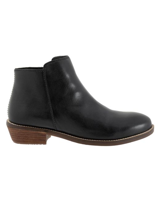 Softwalk® Black Rocklin 2.0 Boot