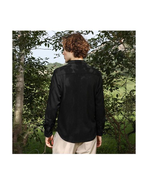 Campus Sutra Black Solid Knit Shirt for men