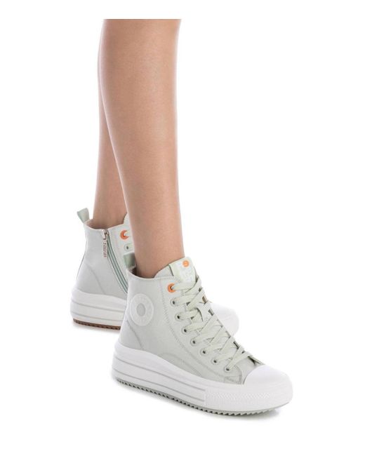 Xti White Refresh Collection Casual Canvas High Top Sneakers By