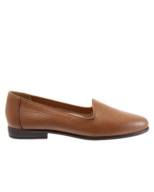 Trotters Brown Liz Tumbled Flat
