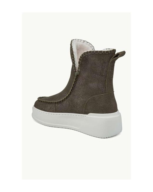 J/Slides Brown Jaja Sneaker