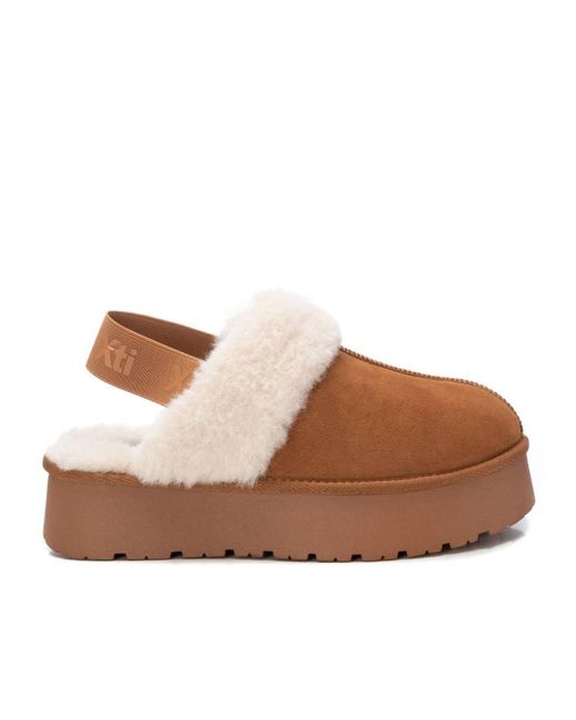 Xti Brown Winter Suede Clogs By