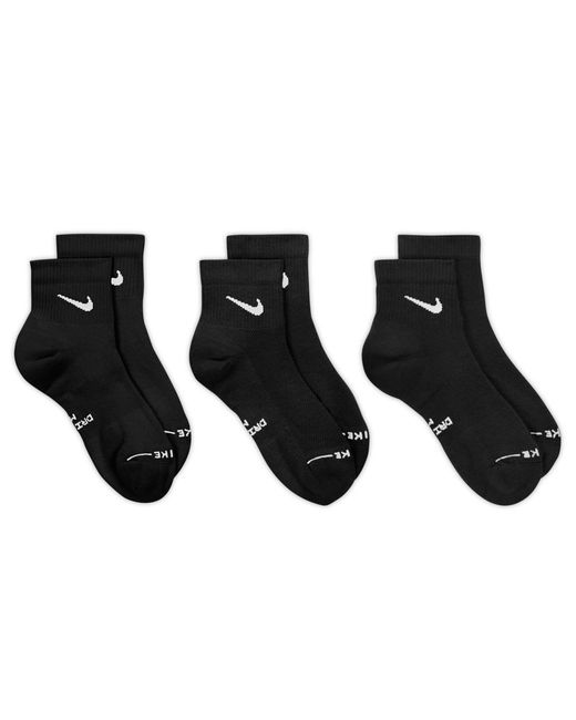 Nike Black Everyday Elevated Ankle Socks for men