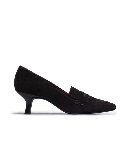 Bernardo Black Safi Loafer Pump