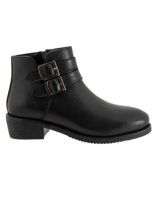 Softwalk® Black Rochester Boot