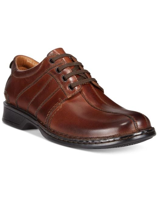 Clarks Brown Touareg Vibe Lace-up Shoes for men