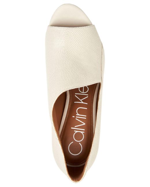 calvin klein nastassia bootie