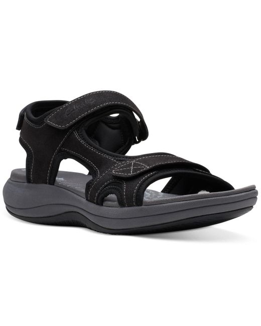 strappy sport sandals