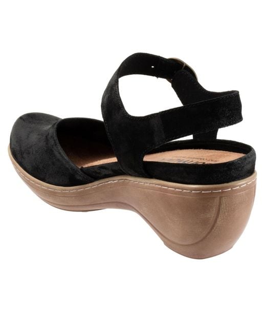 Softwalk® Black Mabelle Clog
