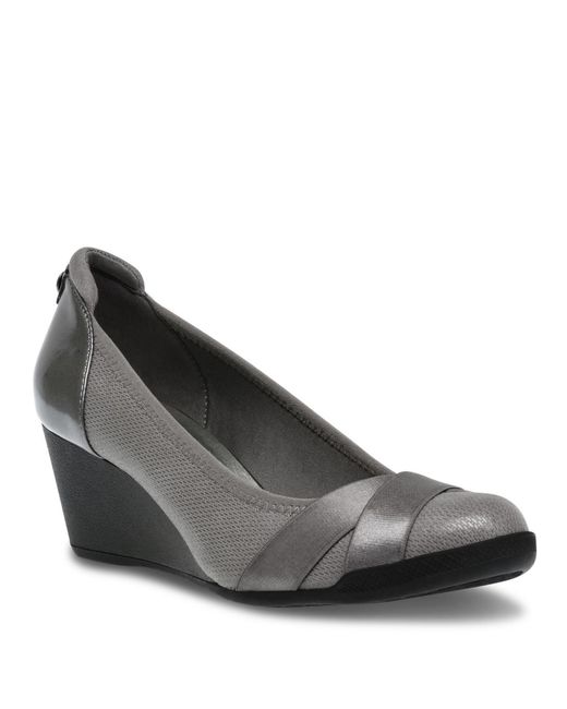 Anne Klein Black Timeout Wedge Pumps