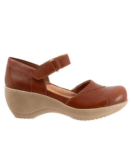 Softwalk® Brown Miri Clog