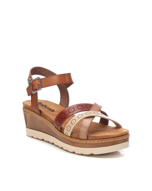 Xti Brown Refresh By Flat Sandals
