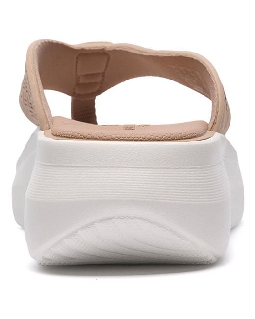 Clarks White Solevana Post Round Toe Als