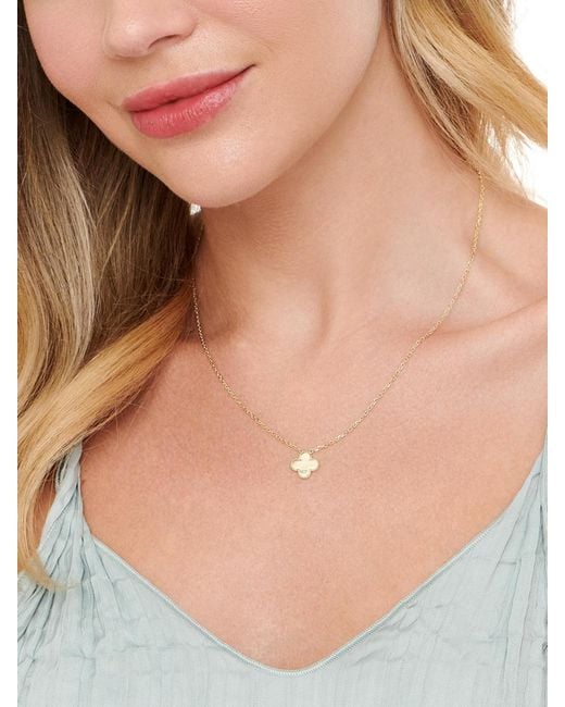 DEVATA Metallic Clover Chain Necklace
