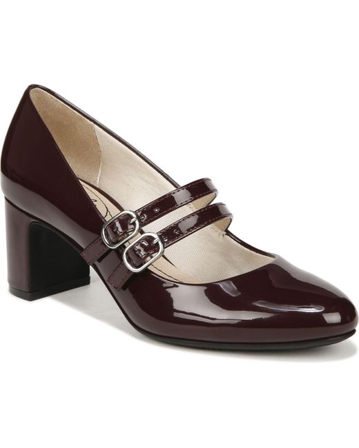 lifestride navy pumps