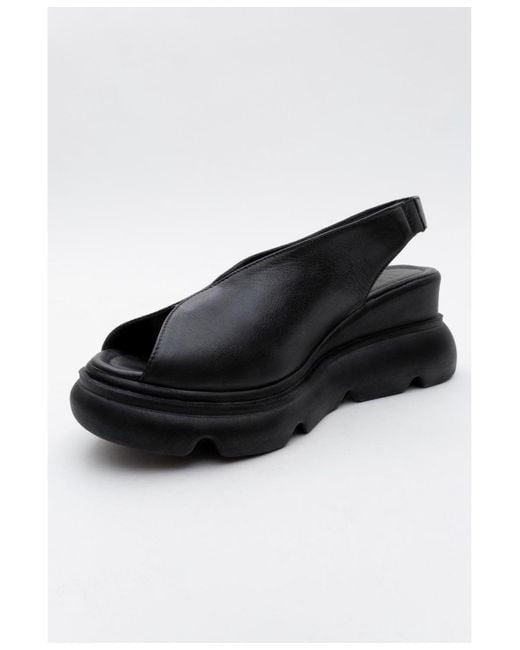 Forever & Always Shoes Black Sam Leather Platform Sandal ()