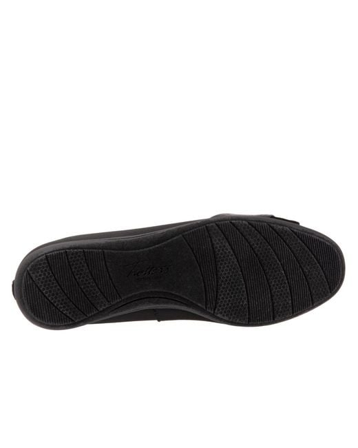 Trotters Black Danni Flat