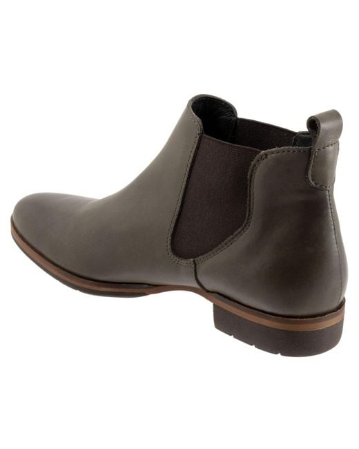 EOS FOOTWEAR Brown Gala Boot