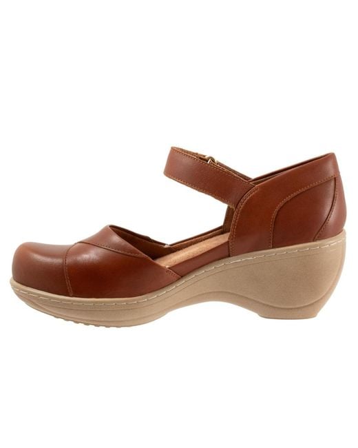 Softwalk® Brown Miri Clog