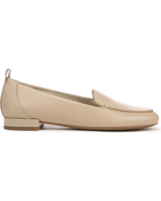 Naturalizer Natural Jordyn Closed Round Toe Loafers