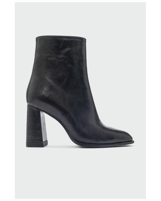 Prologue Shoes Black Jewel High Heel Boot