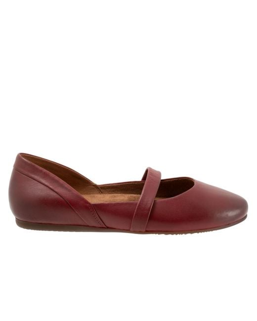 Softwalk® Red Samara Flat