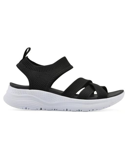 White Mountain Black Charry Round Toe Flat Sandals