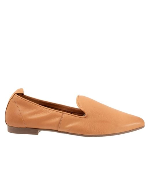 BUENO Brown Izzy Flat