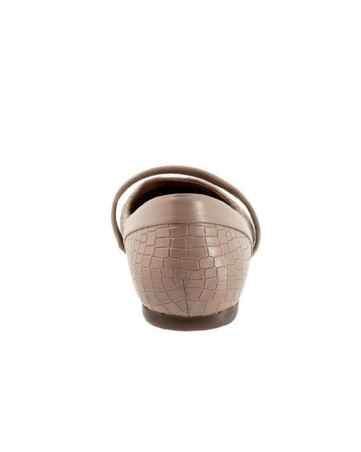 Softwalk® Brown Samara Flat