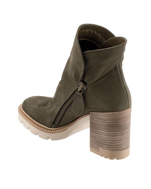 BUENO Brown Elliott Boot