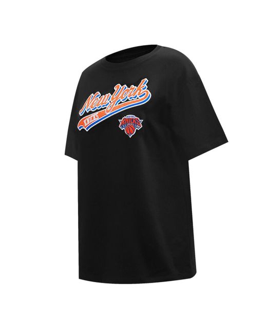 Pro Standard Black New York Knicks Script Boyfriend T-shirt