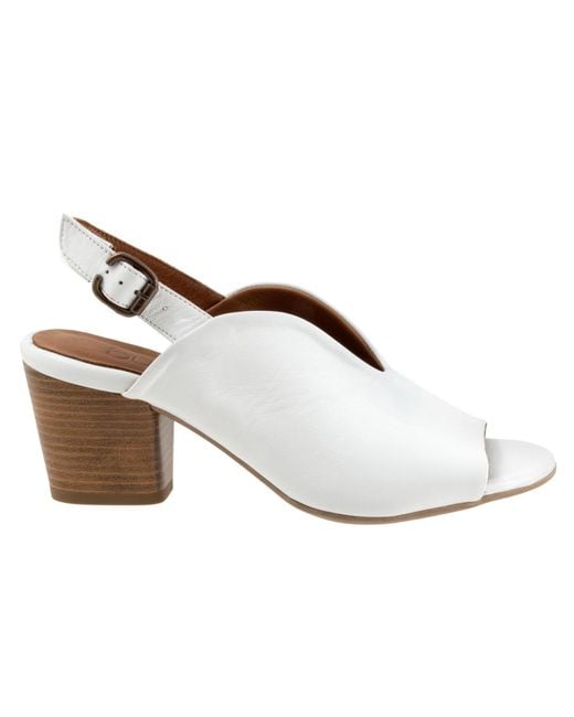 BUENO White Clare Pump