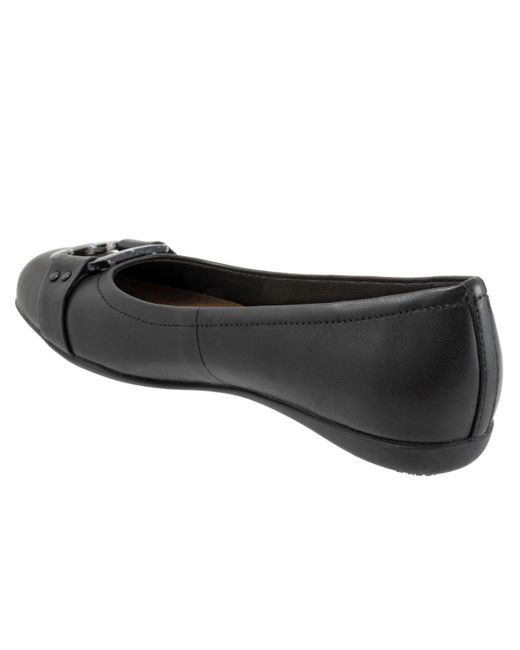Trotters Black Sizzle Signature Flat