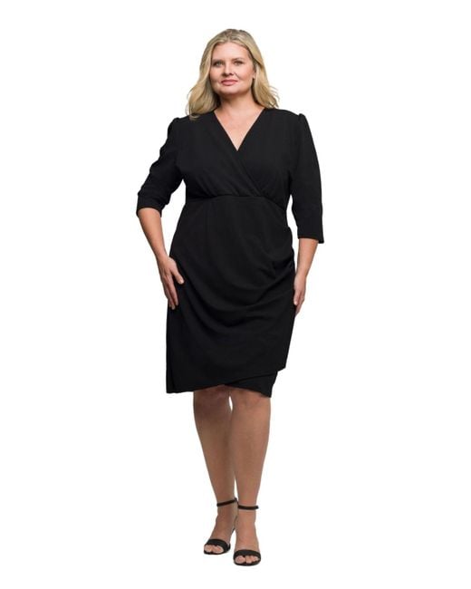 24seven Comfort Apparel Women's Black Plus Size Solid Color V Neck