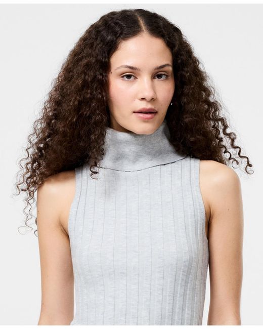 French Connection Gray Turtleneck Top