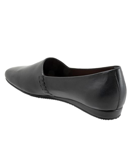 Softwalk® Black Vale Loafer