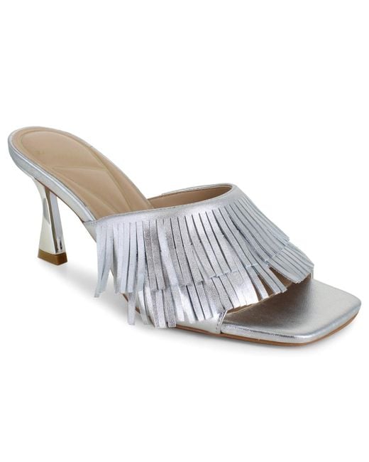Kenneth Cole White Darby Fringe Slip On Dress Sandals