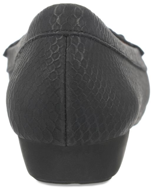 naturalizer gadget flats